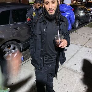 Meet your Posher, Johnny